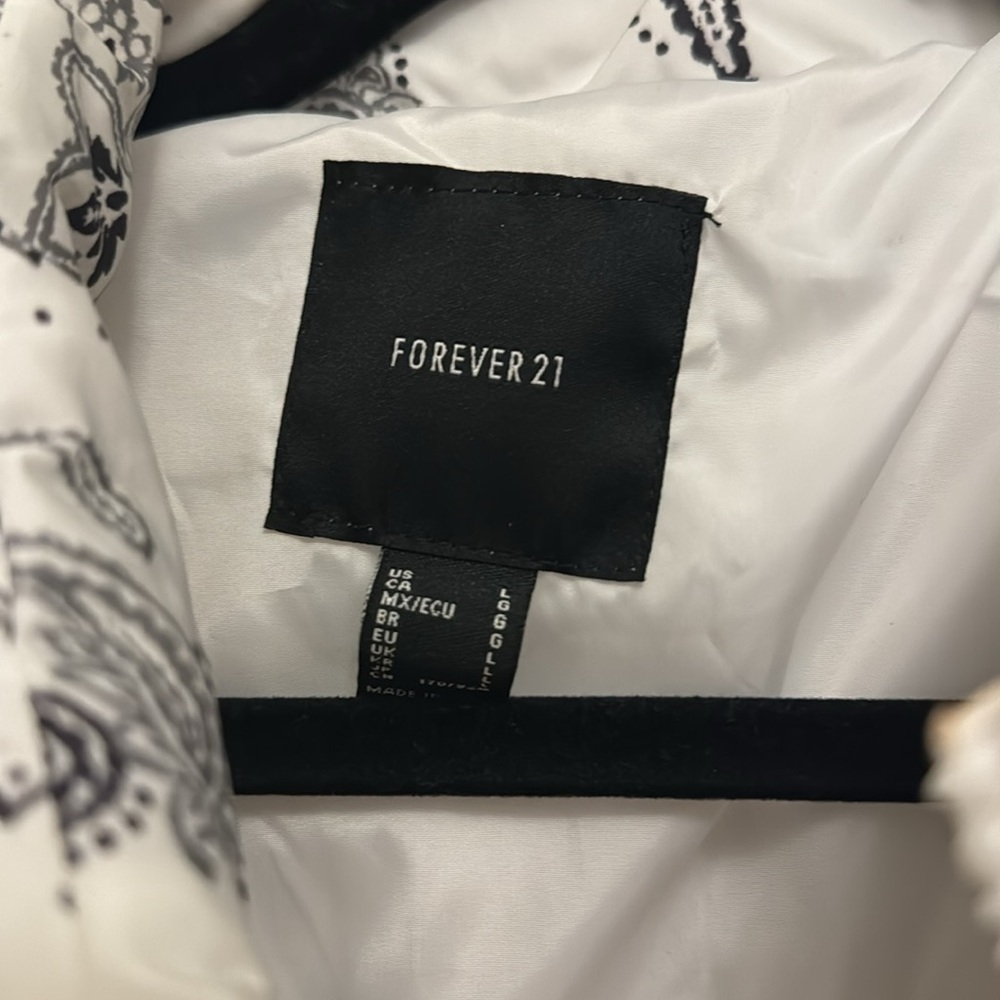 Puffer jacket - Picture 2 of 5